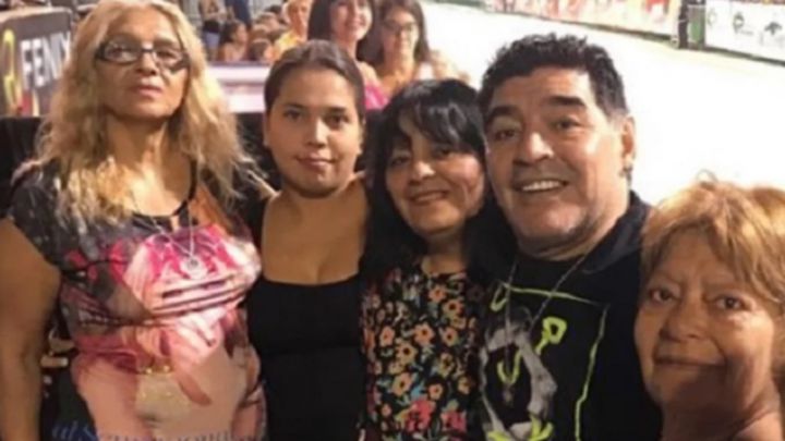 Cuatro hermanas de Maradona piden investigar su muerte