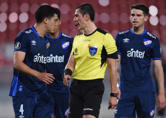 River acaricia las semifinales