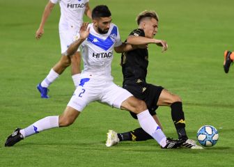 Vélez ríe al último