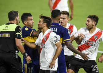 Villa iguala en el tramo final un Superclásico apasionante