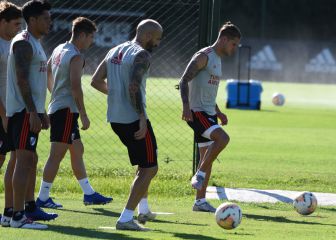 Un River golpeado viaja a Brasil con esperanzas