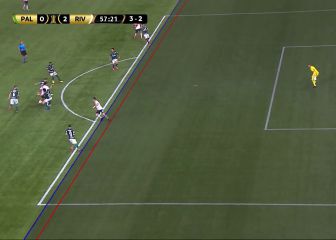 ¡La gran polémica! Por fuera de lugar anularon el tercero a River