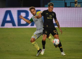 Aldosivi no pudo sostener dos veces la ventaja y de pelota parada, Racing lo empató