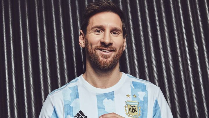 La nueva camiseta de Argentina con Messi como protagonista