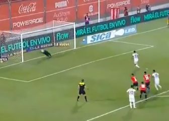 ¿Se adelantó Sosa? El penal fallado por Villa en el 95' que salvó a Independiente ante Boca
