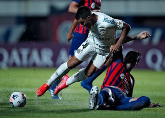 Santos noquea al Ciclón