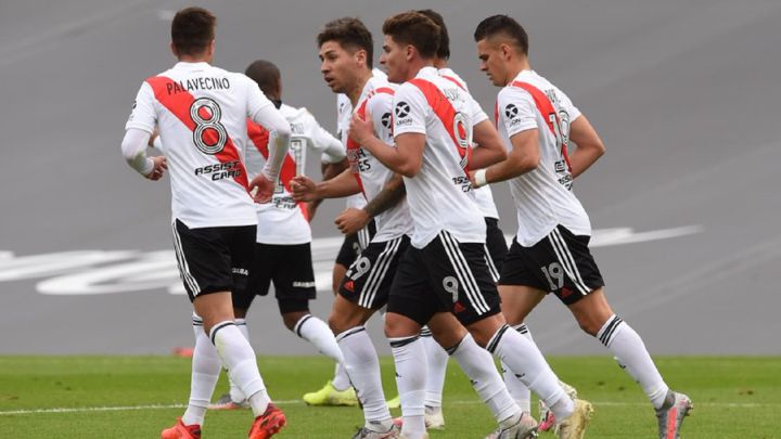 Formaciones de Junior y River hoy: Copa Libertadores