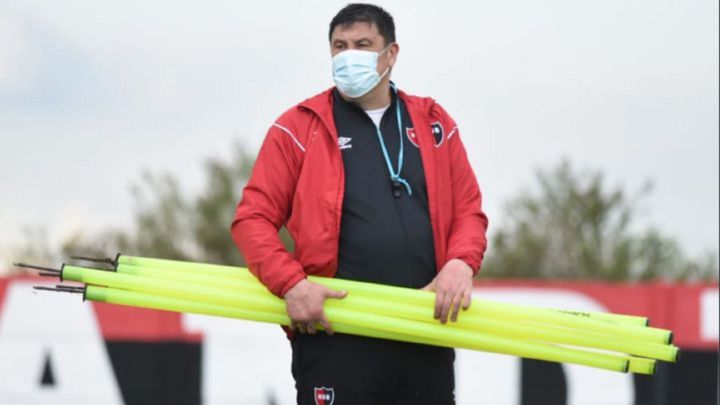 El Mono Burgos Deja Newell S Tras Solo Dos Meses As Argentina