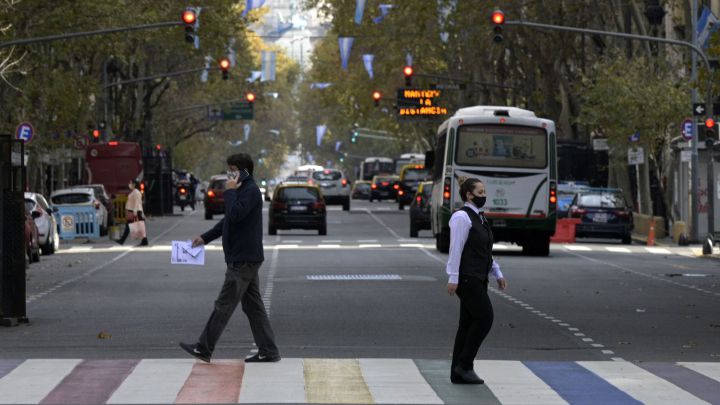 Toque De Queda Hoy Domingo 30 De Mayo Horarios En Provincia De Buenos Aires Gba Caba Mar Del Plata As Argentina
