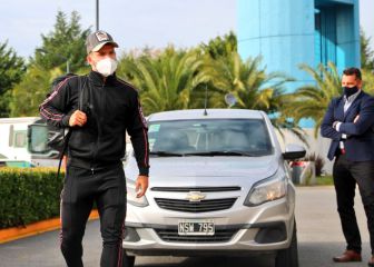 El Kun llegó a Ezeiza, habló de Messi y se sumó a la Selección