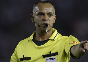 Wilton Sampaio, árbitro del Argentina - Uruguay