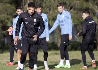 Tabárez prueba sin Valverde antes de debut con Argentina