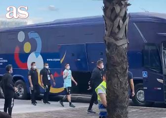 Messi, el gran reclamo de la gente en el hotel de Argentina