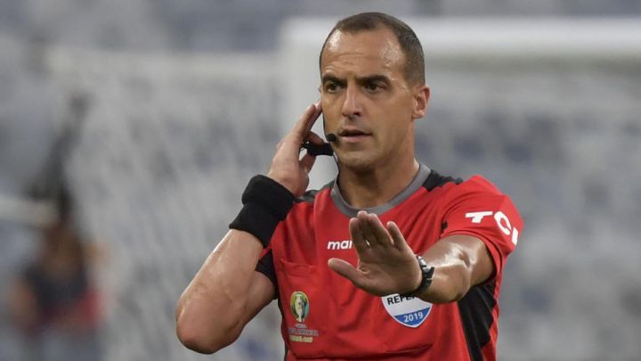 Atlético Mineiro - Boca: Ostojich, así es el árbitro de los octavos de Copa Libertadores