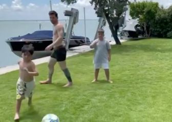 Messi peloteando junto a sus hijos ya es más que viral