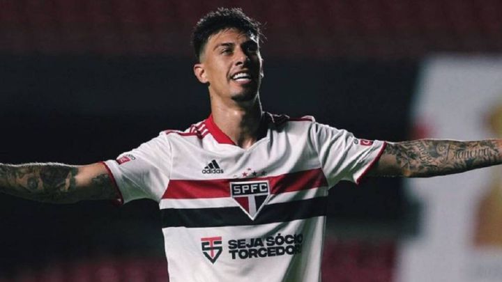 Después de haber jugado para cuatro equipos en el viejo continente, el ex de Independiente ha recuperado su mejor nivel en el equipo brasileño.