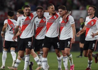 El imparable River goleó a Argentinos y se corta