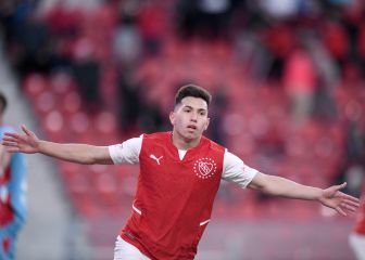 Alan Velasco, el artista del Rojo