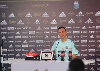 Scaloni espera a Messi