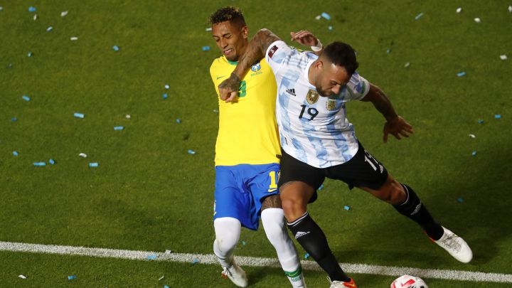 Sanción para el árbitro y el VAR del Argentina-Brasil