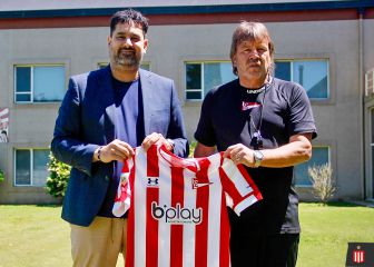 Estudiantes renueva a Zielinski