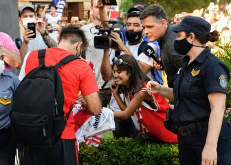 River se rodea de hinchas