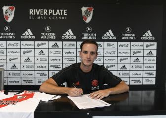 Pochettino firmó su contrato en el River Camp