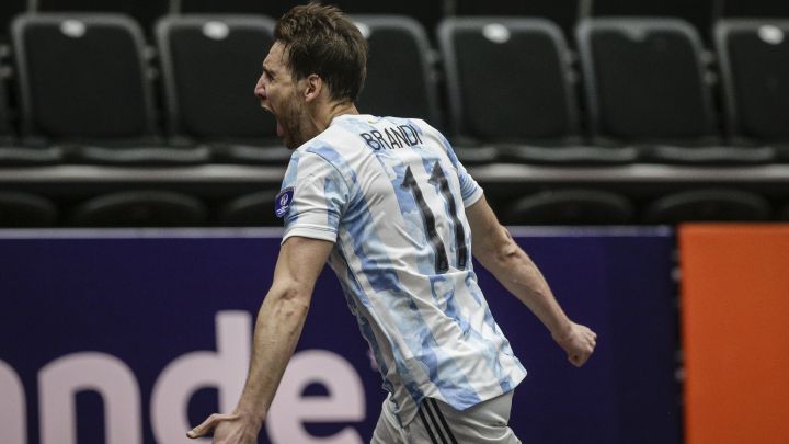 Argentina superó a un bravo Paraguay y es campeón de América