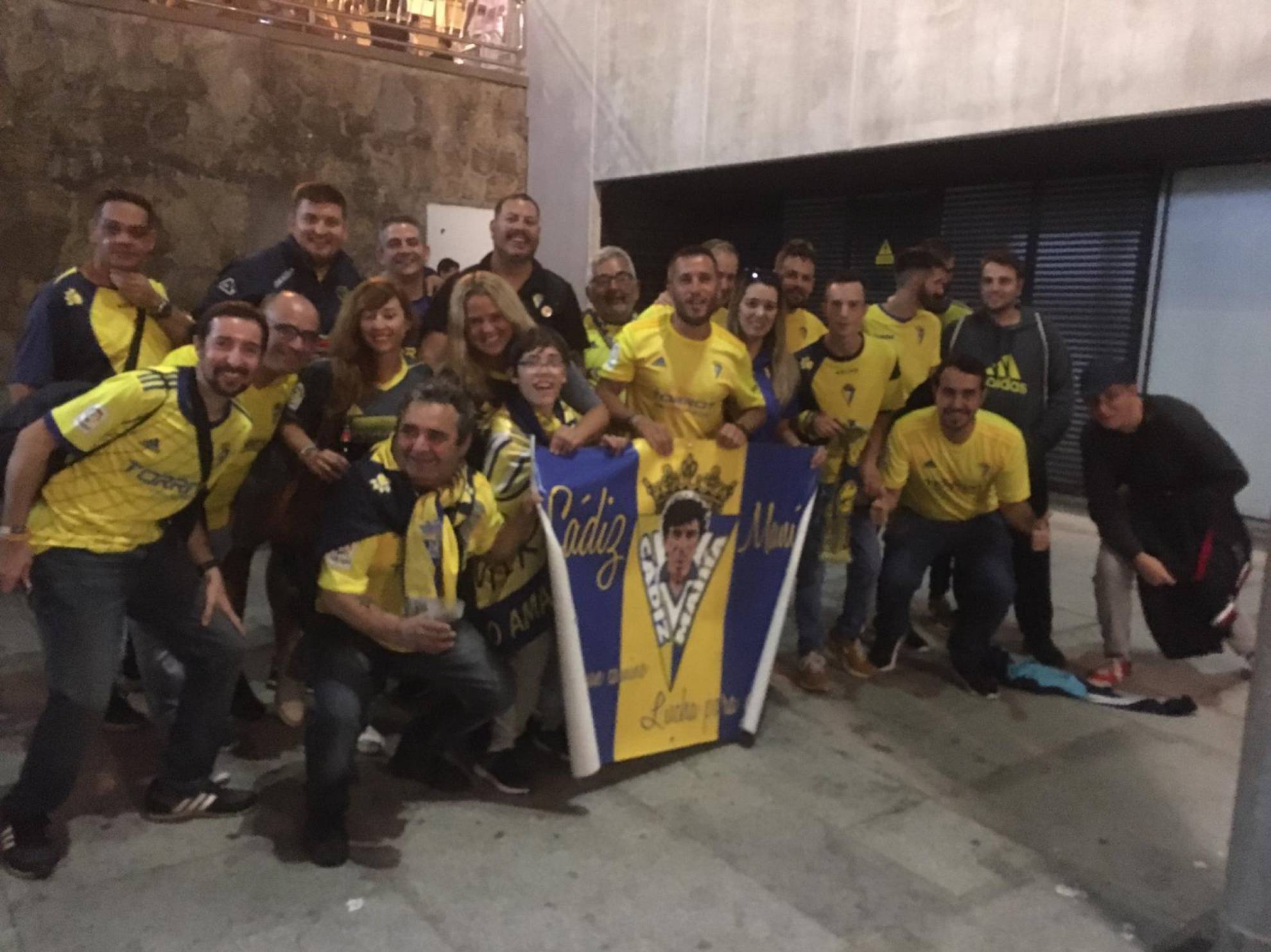 'Cádiz Manía': de animar en las redes sociales a apoyar a todos los canteranos amarillos