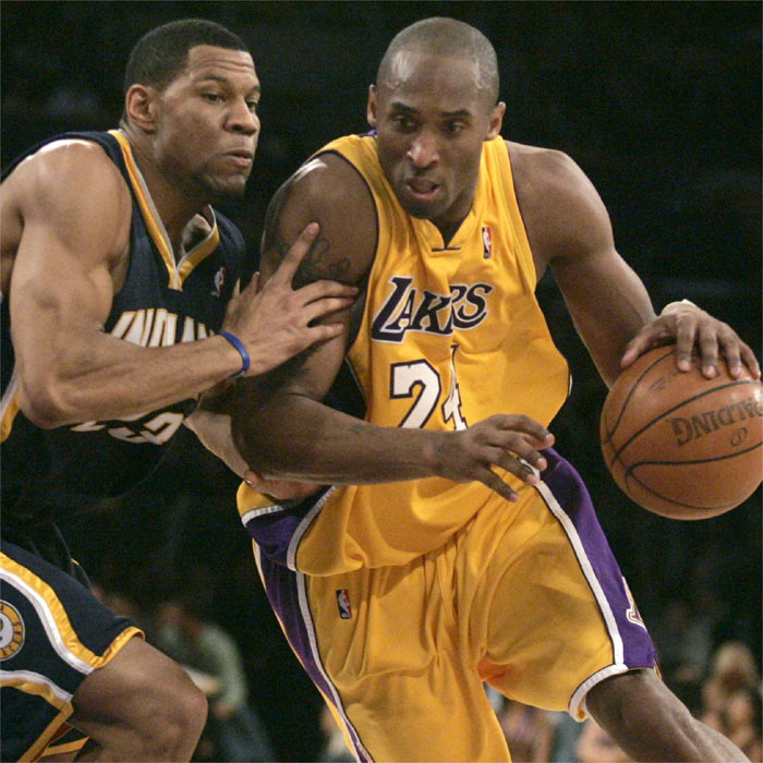 Bryant vuelve a salvar a los Lakers