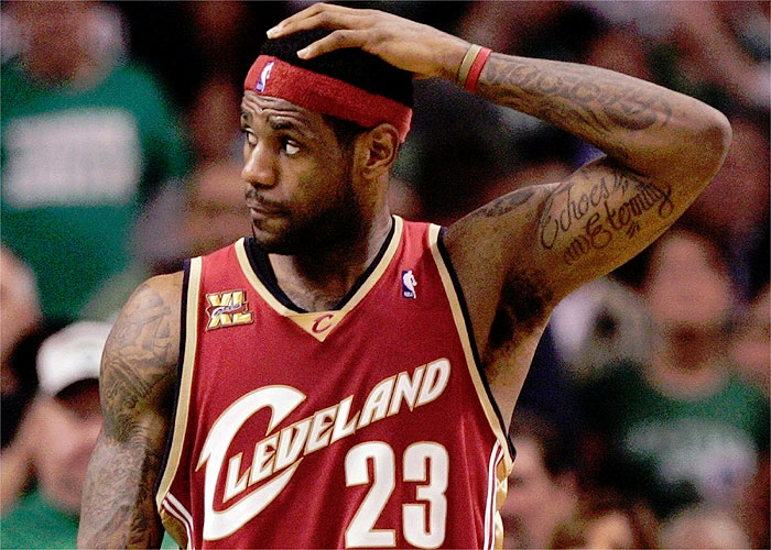 LeBron James apunta a Miami Heat