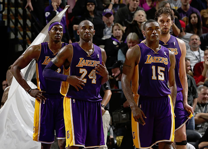 Los Lakers vuelven a perder y Mike D'Antoni explota