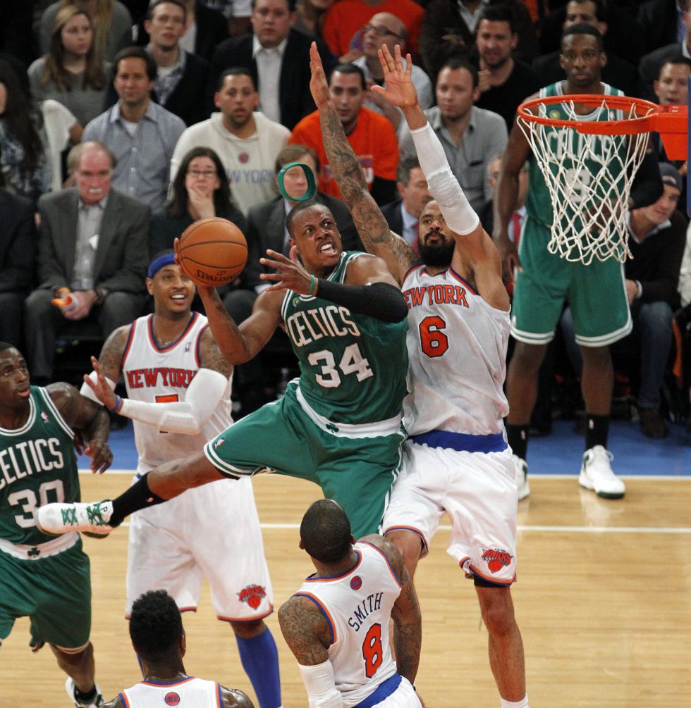 Carmelo Anthony y Smith no dan opción a los Boston Celtics