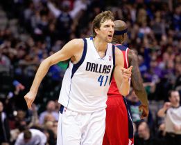 Nowitzki superó a Jerry West y Calderón sigue en plena forma