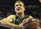 Dragic lidera el fundamental triunfo del Unicaja en Polonia