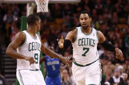 Los Celtics, ante la disyuntiva de pelear o no por los playoffs