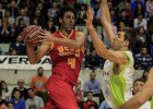 Un buen Calloway saca del atasco al Unicaja en Murcia