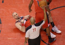 Gortat pide a la NBA que permita las peleas entre jugadores