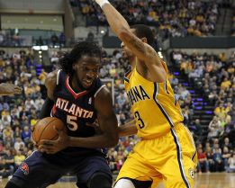 Los Hawks se aprovechan de unos patéticos Pacers