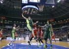 El Unicaja se pasea frente a un Manresa sin respuestas