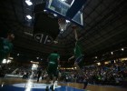 Unicaja vuela tras ganar al Obra el partido del apagón