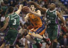 El Unicaja supera al Valencia en un vibrante duelo de titanes