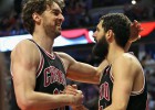 Mirotic (28) y Pau Gasol (27) guían a los Bulls a playoffs
