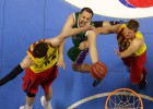 El Unicaja domina al Barça y le reta a un quinto partido