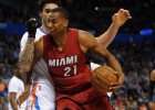 Guerra en Twitter entre Green y Whiteside por el 'small ball'