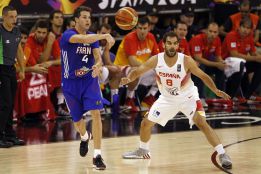 El Efes no permite a Heurtel jugar el Eurobasket con Francia