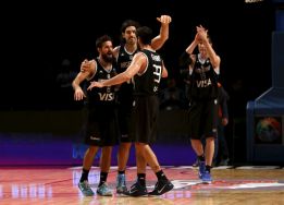 Ayón, Scola y Nocioni brillan en la 1ª fase del FIBA Américas