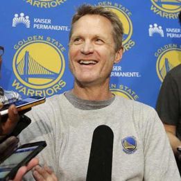 Kerr: "Vuelvo para que Pop no se vaya a la playa en el All Star"