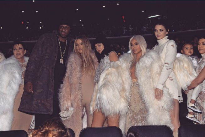 Lamar Odom reaparece junto a las Kardashian y Kanye West