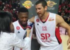 Nate Robinson hace disfrutar a los aficionados del Hapoel